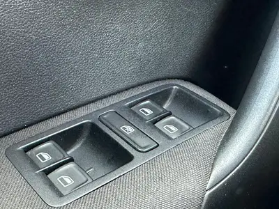 Volkswagen Polo - Thumbnail 16