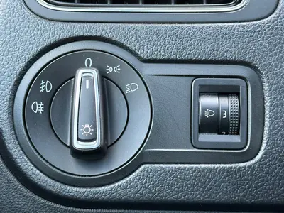 Volkswagen Polo - Thumbnail 18