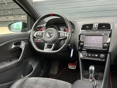 Volkswagen Polo - Thumbnail 16