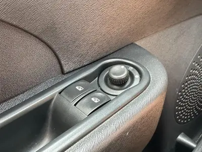 Renault Twingo - Thumbnail 26