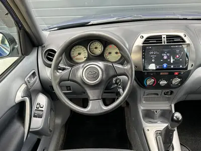 Toyota RAV4 - Thumbnail 15