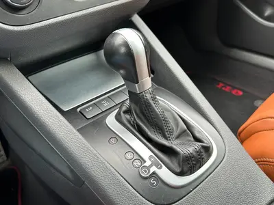 Volkswagen Golf - Thumbnail 19