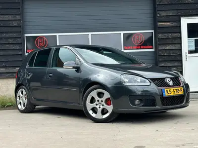 Volkswagen Golf - Thumbnail 3