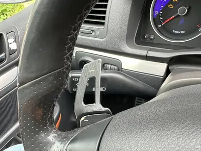 Volkswagen Golf - Thumbnail 23