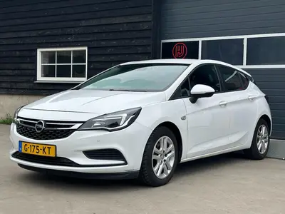 Opel Astra - Thumbnail 25