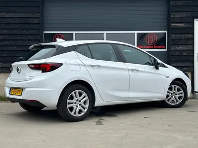 Opel Astra - Thumbnail 5