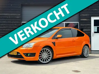 Ford Focus - Thumbnail 2