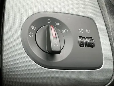 SEAT Ibiza - Thumbnail 18