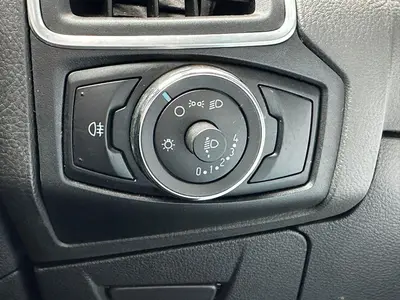 Ford FOCUS Wagon - Thumbnail 17