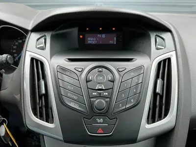 Ford FOCUS Wagon - Thumbnail 23