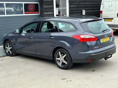 Ford FOCUS Wagon - Thumbnail 27