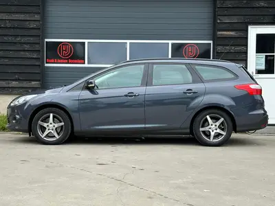 Ford FOCUS Wagon - Thumbnail 7