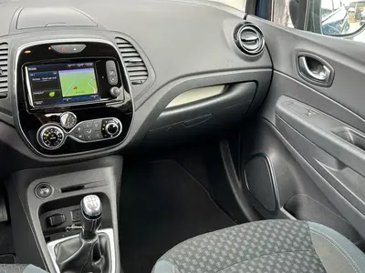 Renault Captur - Thumbnail 13
