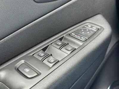 Renault Captur - Thumbnail 16