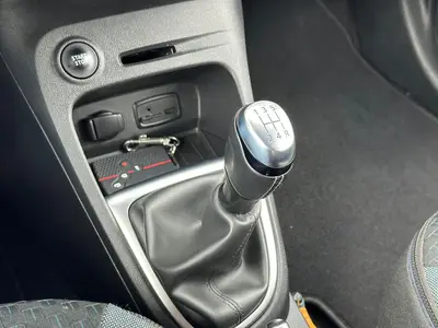 Renault Captur - Thumbnail 25