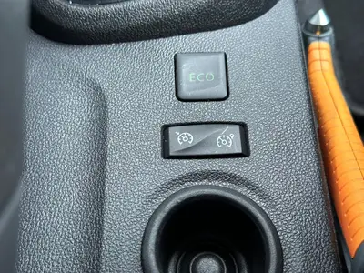 Renault Captur - Thumbnail 26