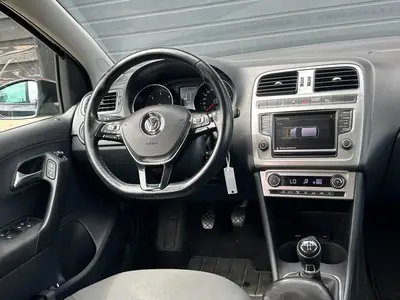 Volkswagen Polo - Thumbnail 14