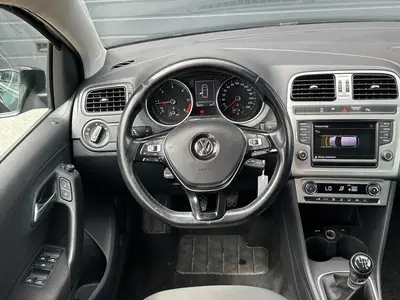 Volkswagen Polo - Thumbnail 15