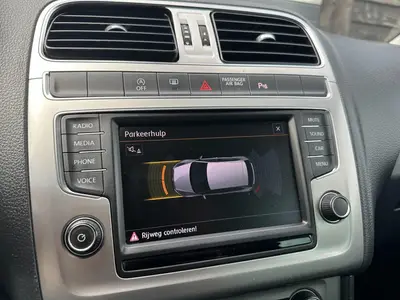 Volkswagen Polo - Thumbnail 16