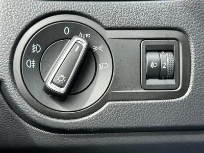 Volkswagen Polo - Thumbnail 25