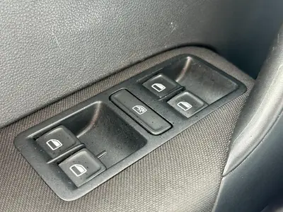 Volkswagen Polo - Thumbnail 27