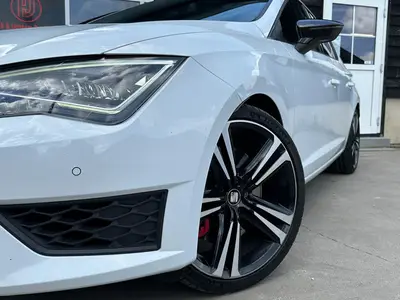 SEAT Leon - Thumbnail 11