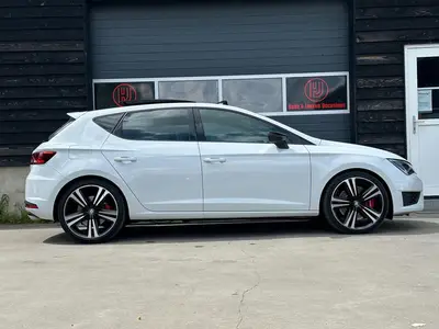 SEAT Leon - Thumbnail 6