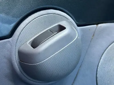 Peugeot 107 - Thumbnail 24