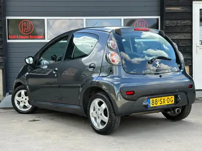 Peugeot 107 - Thumbnail 4