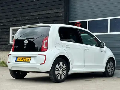 Volkswagen e-Up! - Thumbnail 26