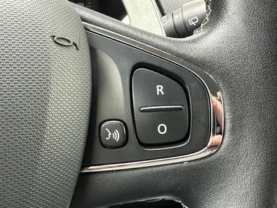 Renault Clio - Thumbnail 23