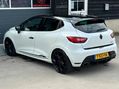 Renault Clio - Thumbnail 37