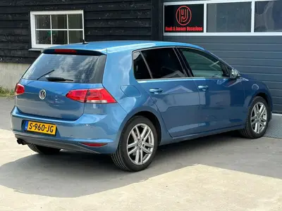 Volkswagen Golf - Thumbnail 28