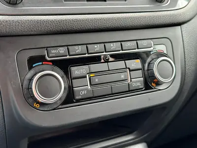 Volkswagen Tiguan - Thumbnail 18