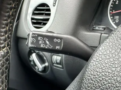 Volkswagen Tiguan - Thumbnail 21