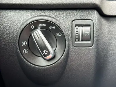 Volkswagen Tiguan - Thumbnail 24