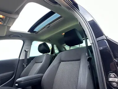 Volkswagen Polo - Thumbnail 11