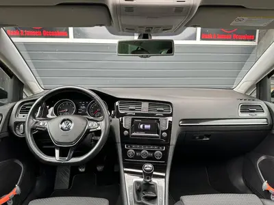 Volkswagen Golf - Thumbnail 13