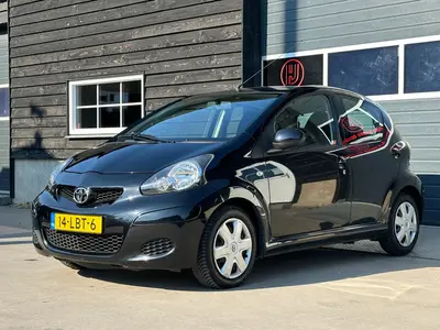 Toyota Aygo - Thumbnail 25
