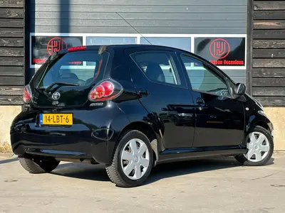 Toyota Aygo - Thumbnail 4