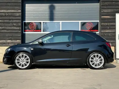 SEAT Ibiza - Thumbnail 8