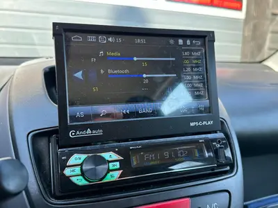 Peugeot 107 - Thumbnail 17