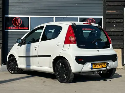 Peugeot 107 - Thumbnail 4