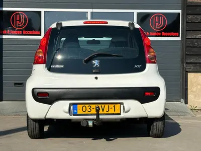 Peugeot 107 - Thumbnail 7