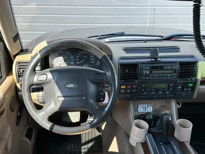 Land Rover Discovery - Thumbnail 17