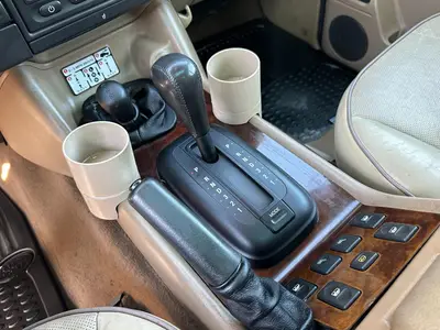 Land Rover Discovery - Thumbnail 20