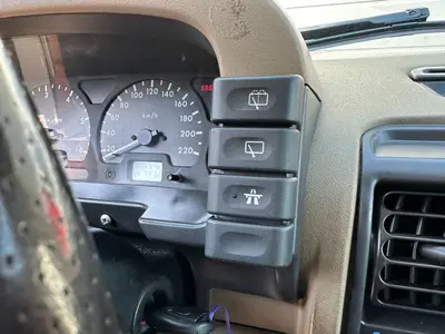 Land Rover Discovery - Thumbnail 23