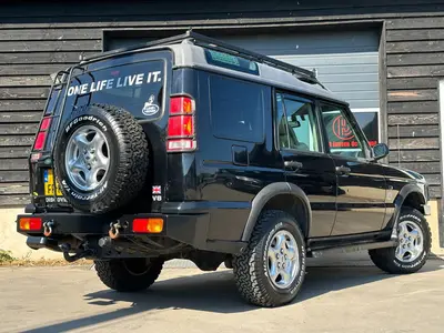 Land Rover Discovery - Thumbnail 4