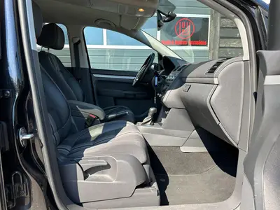 Volkswagen Touran - Thumbnail 11