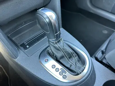 Volkswagen Touran - Thumbnail 19